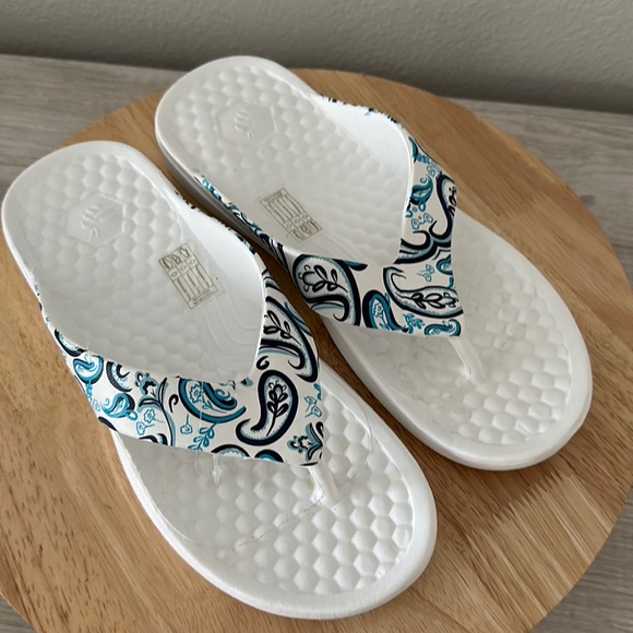 joy bees  EVA Sandals - Picture 1 of 7